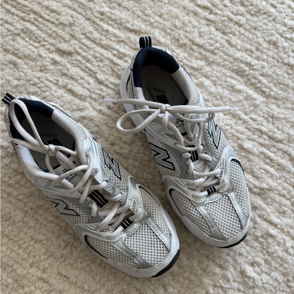 SOLD ••• DO NOT PURCHASE! New Balance Sneakers